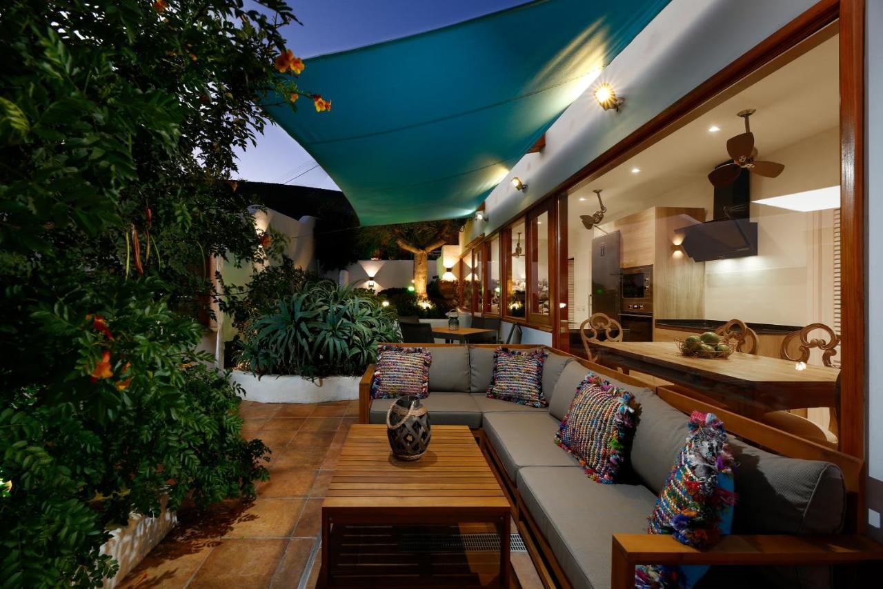 Villa Infinity: Panoramic Sea Views & Private Heated Pool Tias Exterior photo