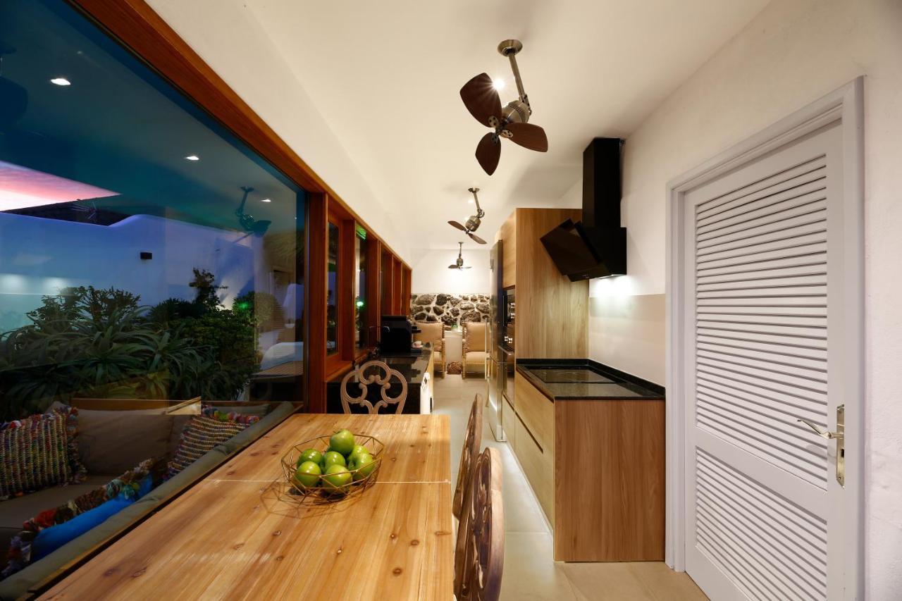Villa Infinity: Panoramic Sea Views & Private Heated Pool Tias Exterior photo