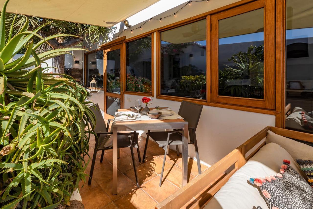 Villa Infinity: Panoramic Sea Views & Private Heated Pool Tias Exterior photo